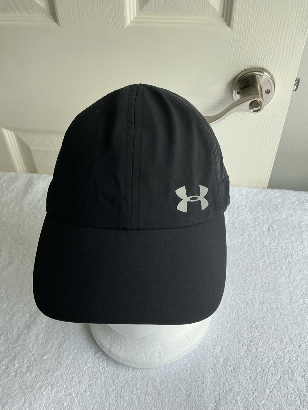 Under Armour Black Athletic Logo Baseball Cap